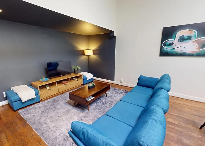 The Lofts At 107