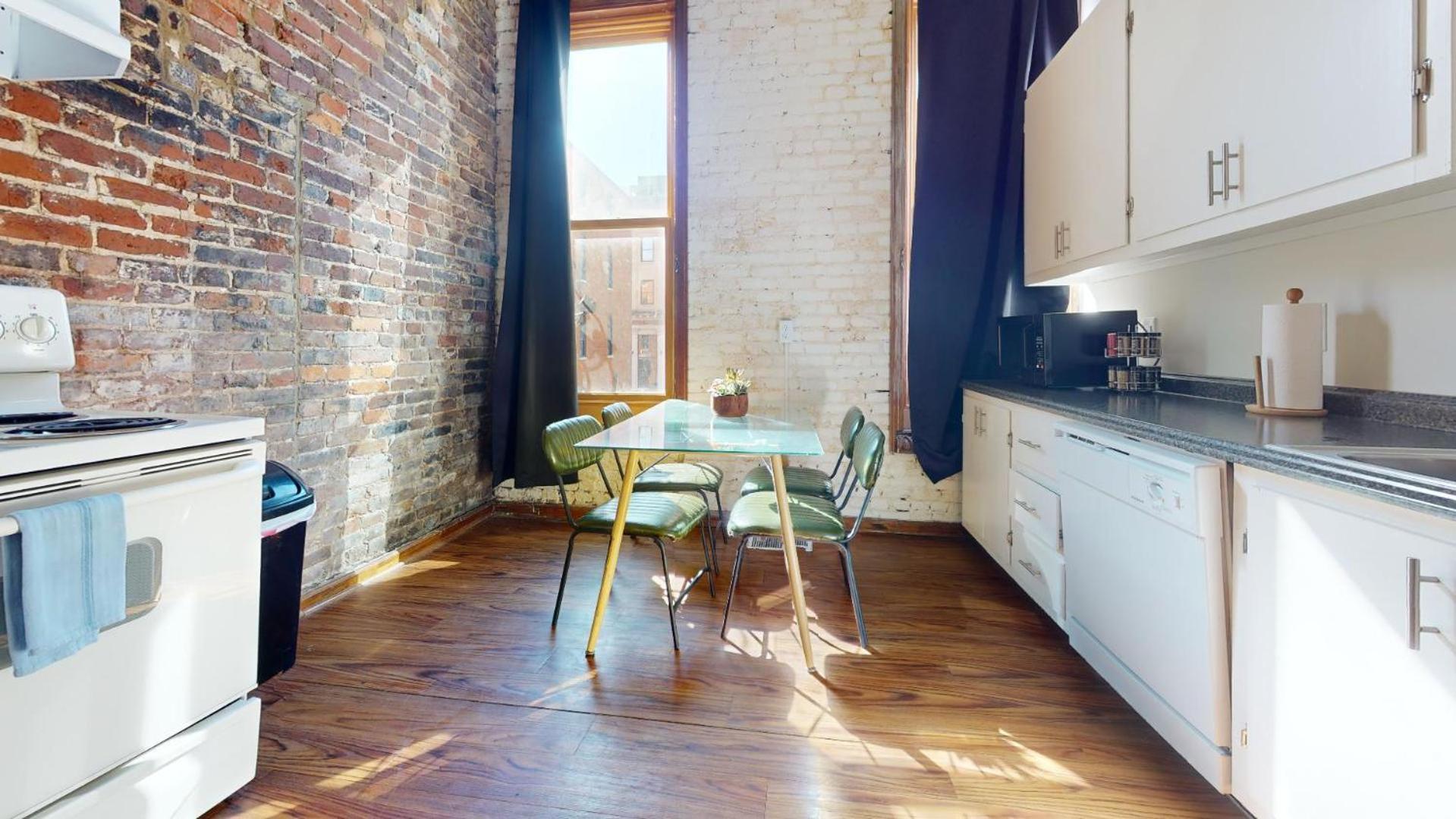 The Lofts At 107 *