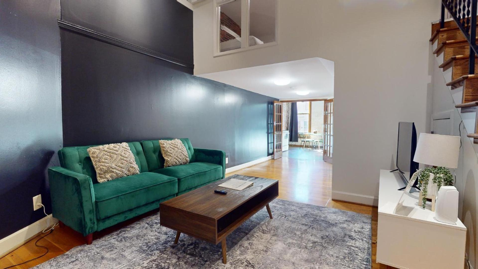 The Lofts At 107