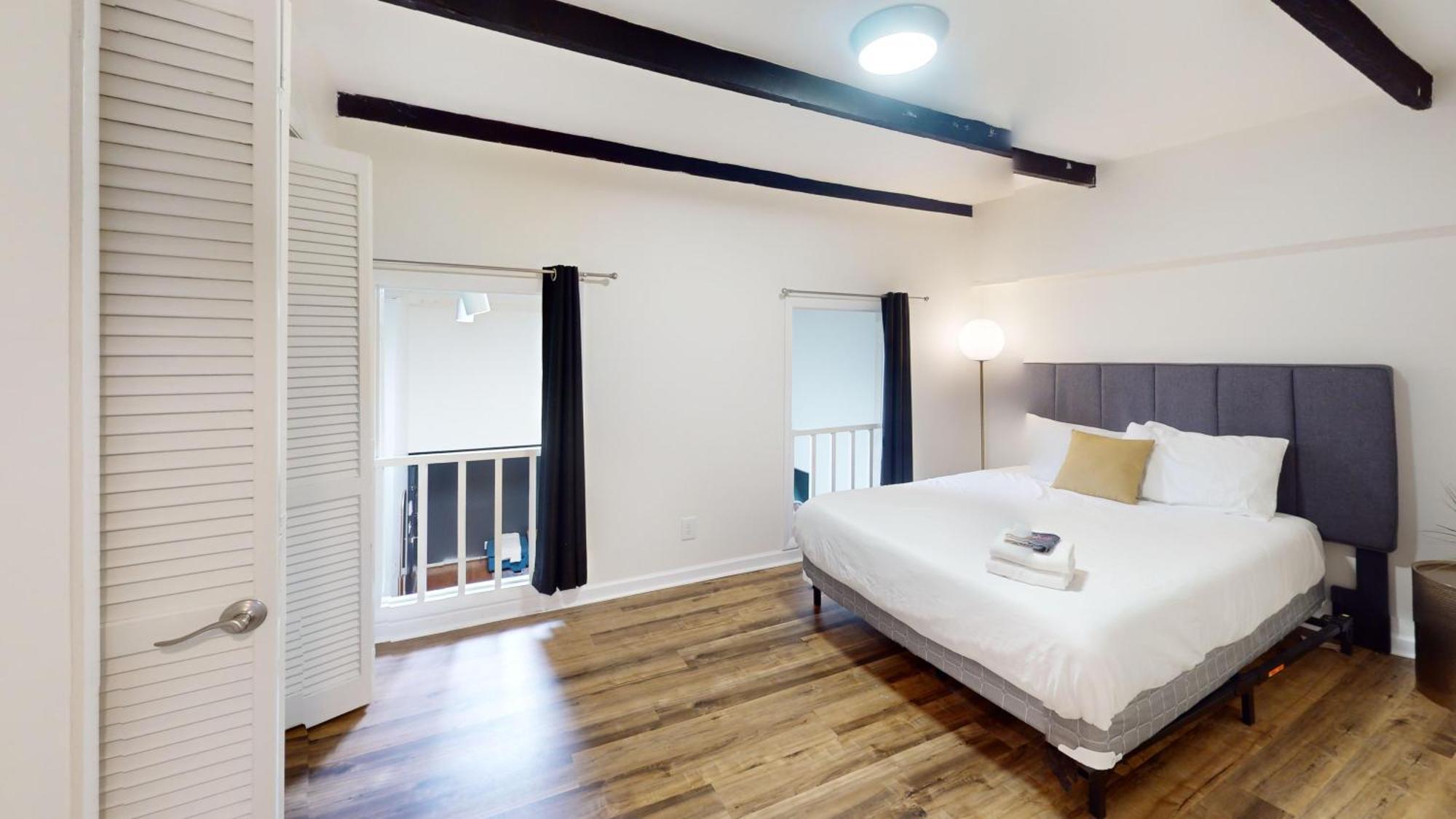 The Lofts At 107 Apart-hotel *