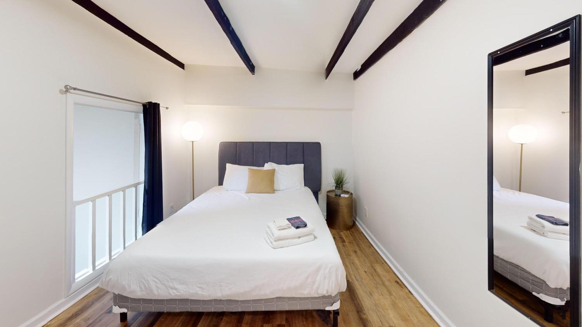 The Lofts At 107 *