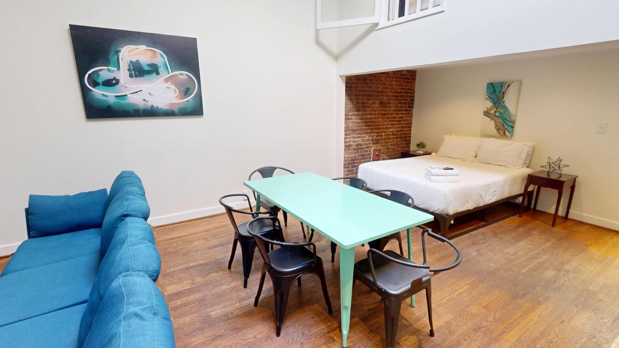 The Lofts At 107 Apart-hotel